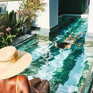 Hotel Gorgeous George By Design ™ *****