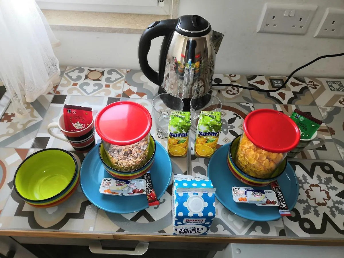 Gasthuis Island Guesthouse Gzira
